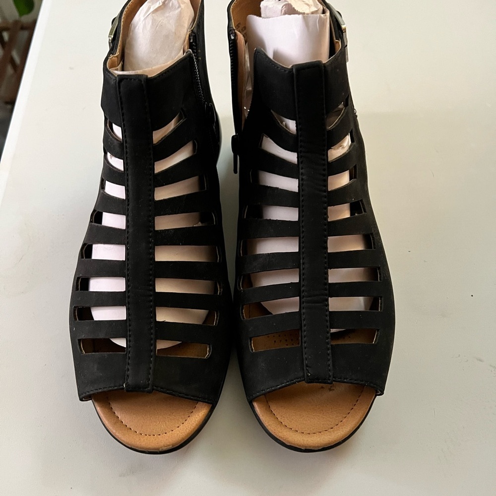 Comfortview Black Gladiator Sandals